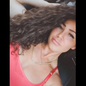 Meet your Posher, Scarlett